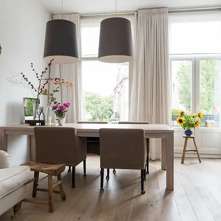Queen *